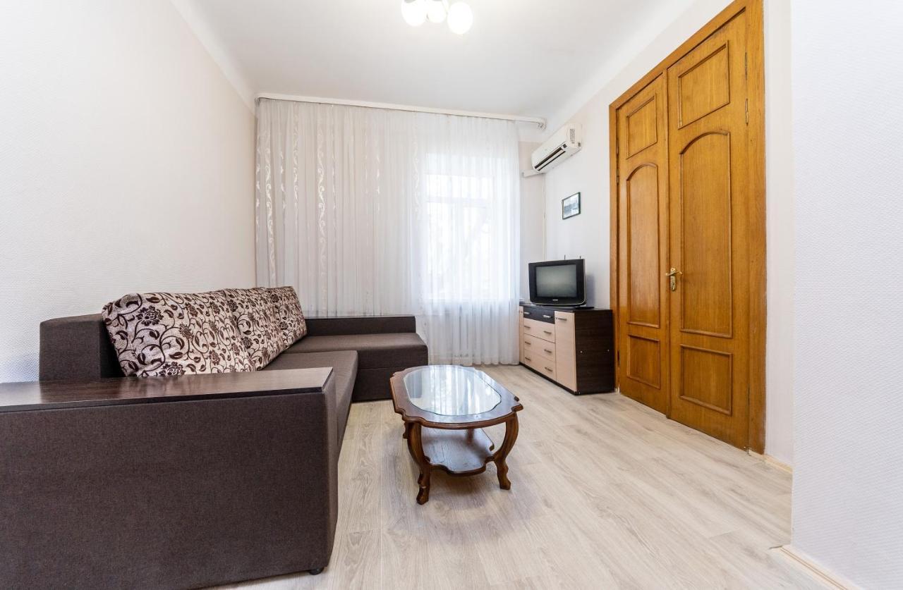 Вулиця 20Г,Мала Житомирська Kiev Luaran gambar